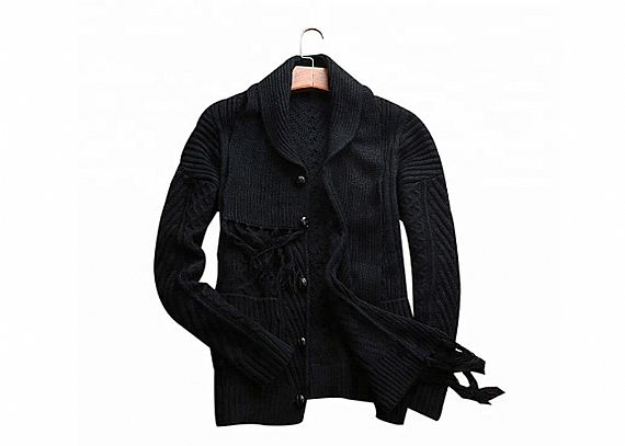 Black Acrylic Button Mens Knit Sweater ，Winter Cardigan Sweater With Knitted Scarf