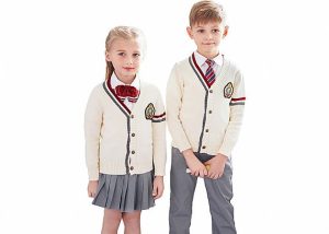Cardigans escolares básicos de 100 algodão com botões e decote em V para meninos e meninas na escola primária