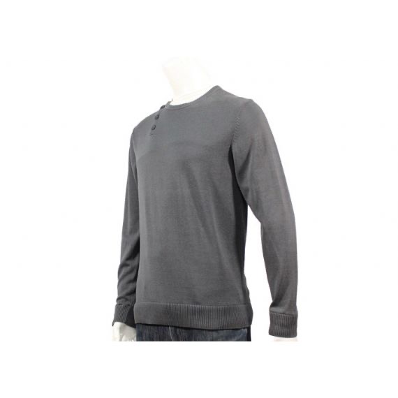 Suéter de punto para hombre de color gris de manga larga con dos botones falsos en el hombro