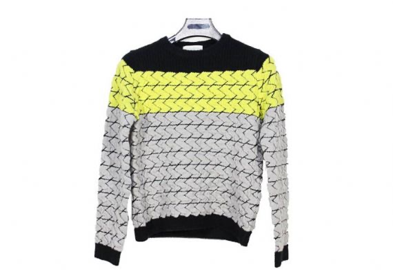 Suéter de punto amarillo negro jacquard de cuello redondo de manga larga para mujer de tres colores