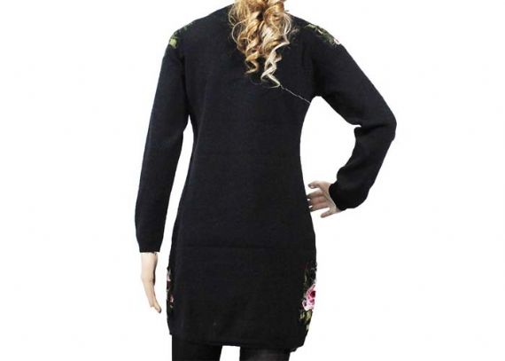 Suéter de punto para mujer de manga larga con cuello redondo clásico bordado en color negro