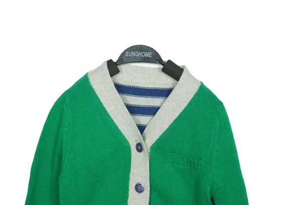 Cuello en V de acrílico suave del jersey de punto de los niños del verde de la niña con el botón para la primavera