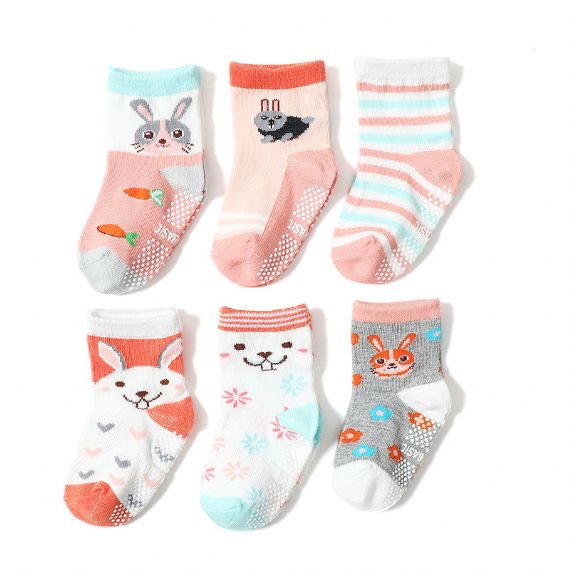 Fabricantes de calcetines al por mayor antideslizantes del bebé del invierno