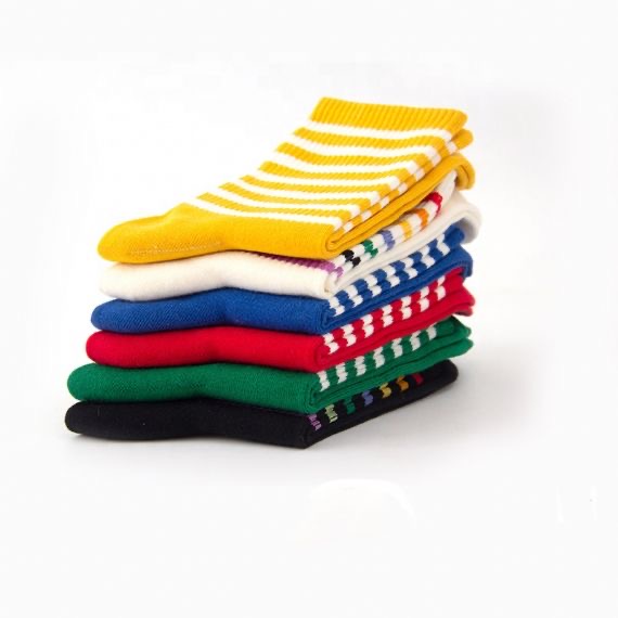 Calcetines de algodón para mujer de otoño e invierno